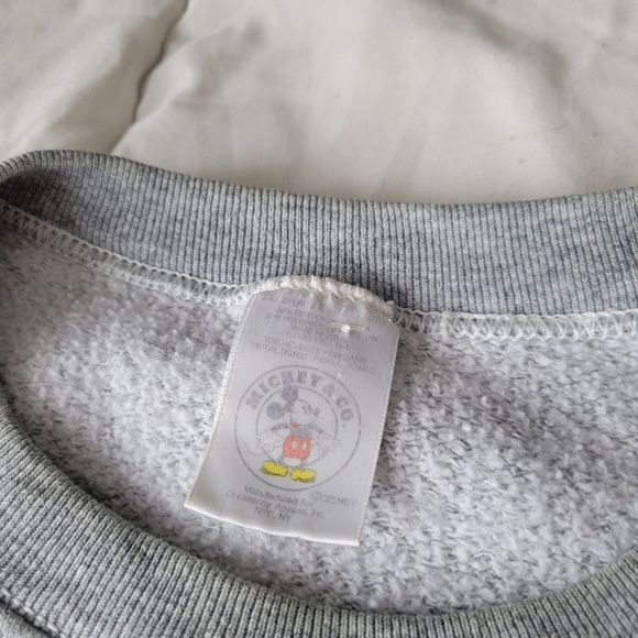 Vintage Mickey Mouse Sweaterhsirt - Picture 2 of 3